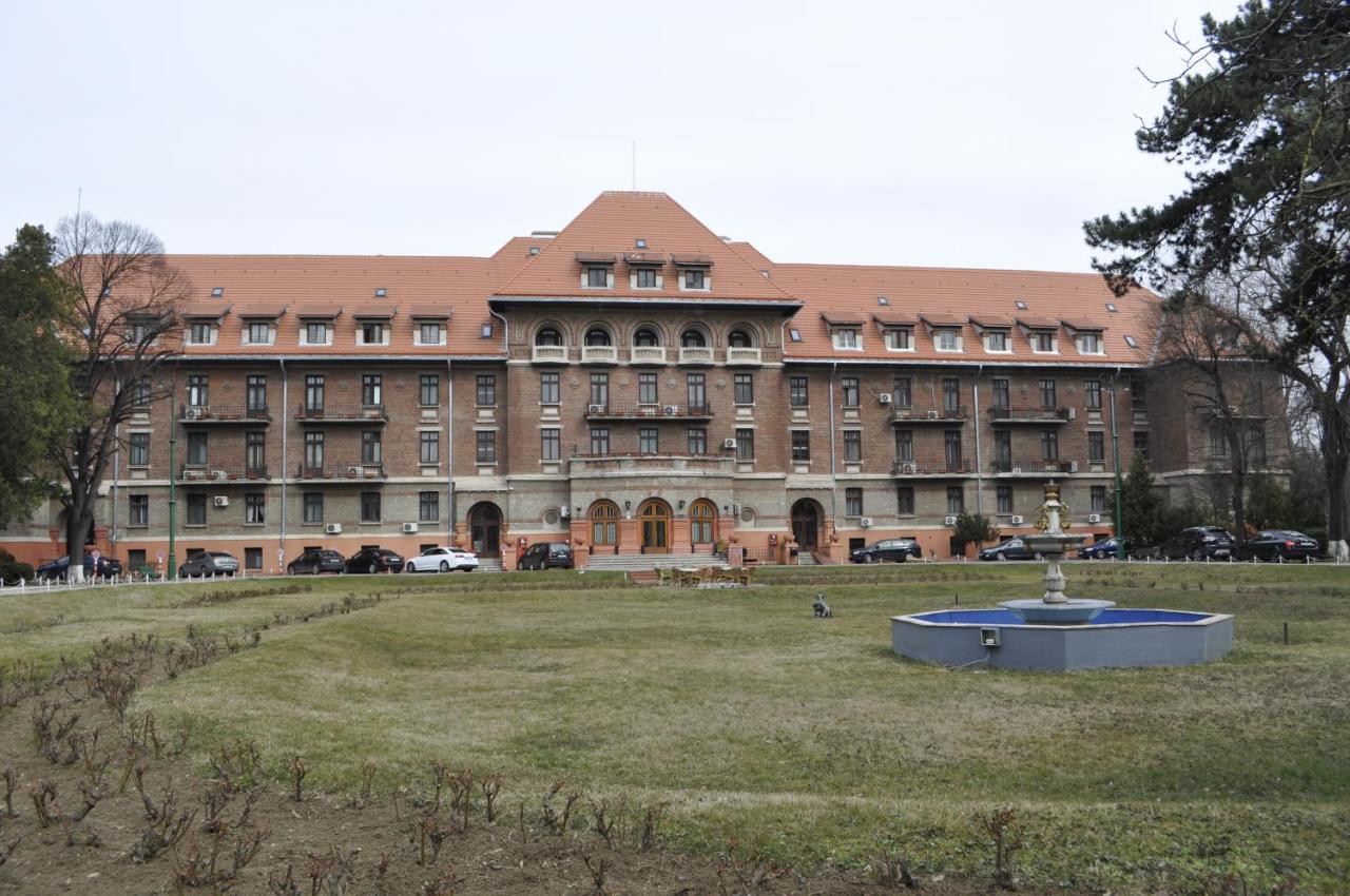 Hotel Triumf Бухарест Экстерьер фото